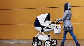 Mama wie lepiej: niebezpieczne potrząsanie dzieckiem – nie wolno tego robić!