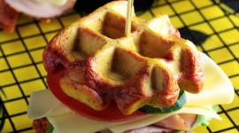 Świętuj Dzień Dziecka z Serenadą – podaruj swoim pociechom smak i zdrowie! Dziecko, LIFESTYLE - Czy może być coś lepszego niż przekąska, która łączy w sobie wspaniały smak i składniki dodające zdrowia? Nie! Sięgnij po serowe specjały, aby przygotować pyszną niespodziankę dla dzieci w dniu ich święta!