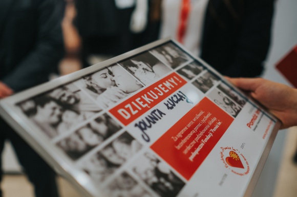 Znana odzieżowa marka C&A pomaga w sfinansowaniu rehabilitacji