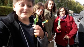 Szkolni wolontariusze w akcji „Pola nadziei”