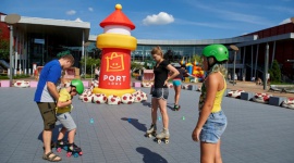 Warsztaty artystyczne dla dzieci i bezpłatna wrotkarnia – zaprasza Port Łódź Dziecko, LIFESTYLE - Jeszcze przez trzy tygodnie na Patio Portu Łódź działać będzie bezpłatna wrotkarnia wyposażona w profesjonalny tor do jazdy i niezbędny sprzęt.