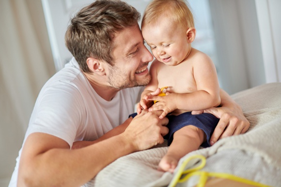 Dlaczego szczęście maluszka zależy od pracy brzuszka?