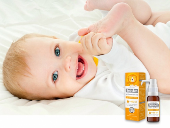Witamina D3 dla niemowląt – dla prawidłowego rozwoju kości i zębów od samego sta Dziecko, LIFESTYLE - Wszyscy już chyba mamy świadomość, jak ważna jest witamina D3 dla naszej odporności, ale nie wszyscy wiedzą, że należy ją podawać już niemowlętom. Jakie są korzyści z przyjmowania witaminy D3 i dlaczego warto ją suplementować już na tym etapie rozwoju? Rozwiewamy wątpliwości.