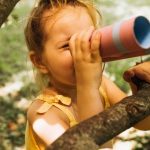 5 pomysłów na zabawy z dziećmi na łonie przyrody