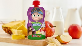 Nowe musy BoboVita Masza i Niedźwiedź Dziecko, LIFESTYLE - Wypróbuj z maluchem połączenie jabłka, banana, ananasa i truskawki z pysznymi napojami roślinnymi!