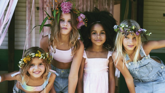 YOPE Dzieciaki wracają do szkół Dziecko, LIFESTYLE - Plecak szkolny wypełniony dobrą energią i pozytywnym wsparciem to najlepsza wyprawka każdego ucznia. Dlatego YOPE dba o dobry początek nowego roku szkolnego, a dla dzieciaków ma super prezenty.